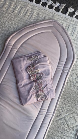 طقم صلاة + سجاد مع شرشف مرد ربطة