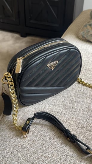 شنطة اصلية  فخمة مخفضة