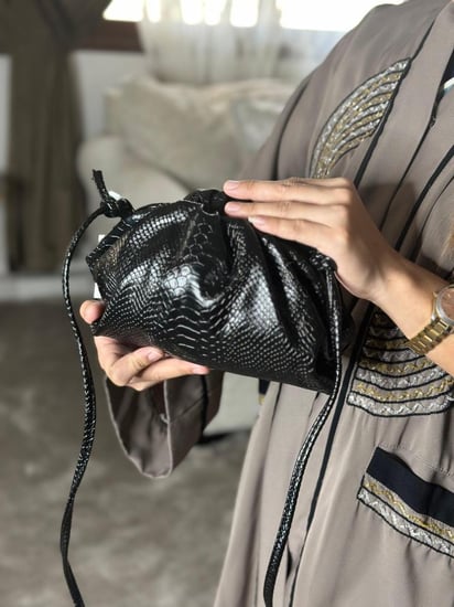 شنطة باوتش من بوتيغا   هاي كواليتي