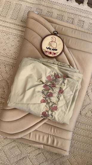 طقم صلاة + سجاد مع شرشف مرد ربطة