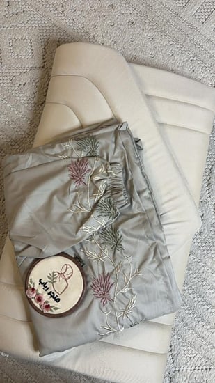 طقم صلاة   + سجاد  مع  شرشف  مرد ربطة