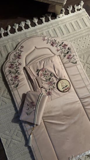 طقم  ملكي صلاة فخم جدا مرد