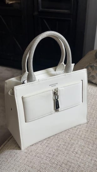 شنطة اصلية  فخمة مخفضة