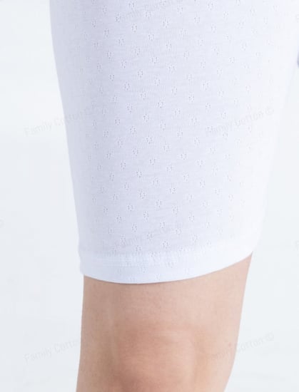 شورت نسائي مخرم ابيض مريح