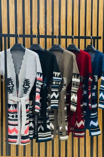 جاكيت تريكو نسائي و متوفر ايضا فستان تريكو طويل و انواع البجامات نسائي