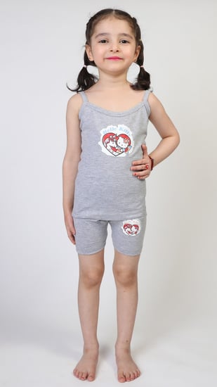 طقم بنلاتي مطبع  من ملبوسات قطن العائلة و البسة داخلية قطنية