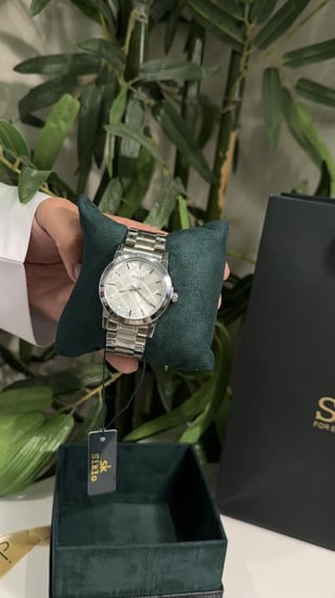 سـاعة فضي SK
