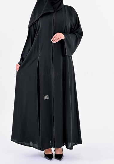 عباية كلوش مطرزة