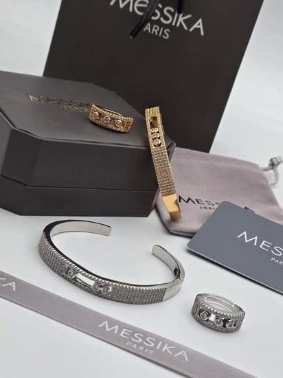 اكسسوارات نسائية  من ماركة موسيكا