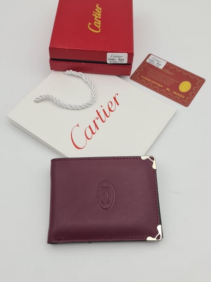 محافظ رجالي جديده من كاريتر..