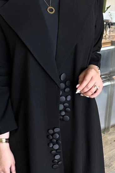 القماش كريب ملكي + طرحة
