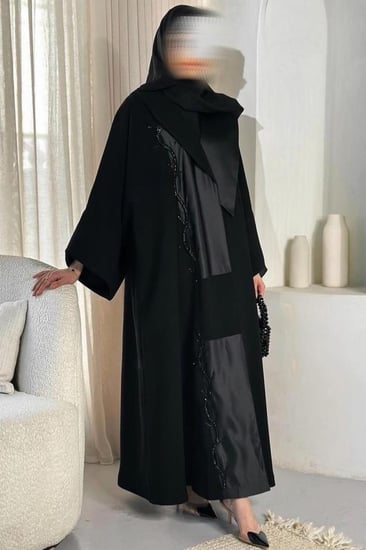 القماش كريب ملكي + تفته + طرحة