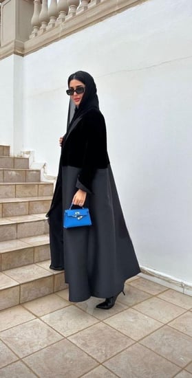 القماش مخمل + تفته واقفه + طرحة