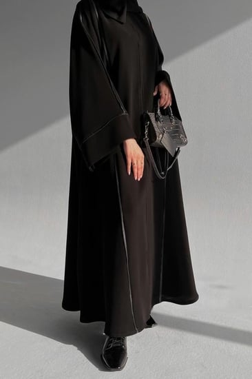 القماش كريب ملكي + طرحة