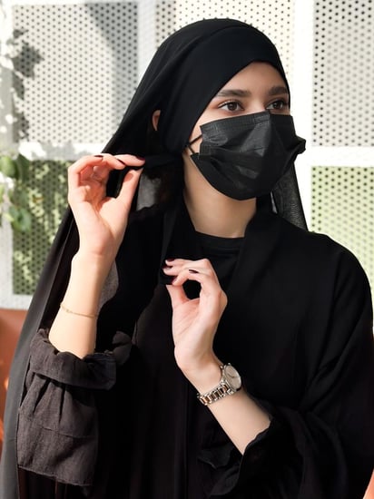 طرحة ربط + نقاب مشبك حرير