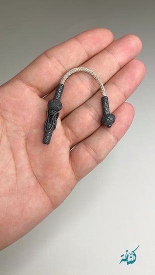 طربزونة بلون فضي ورصاصي