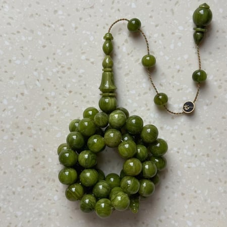 سبحة بكلايت: أخضر معرّق