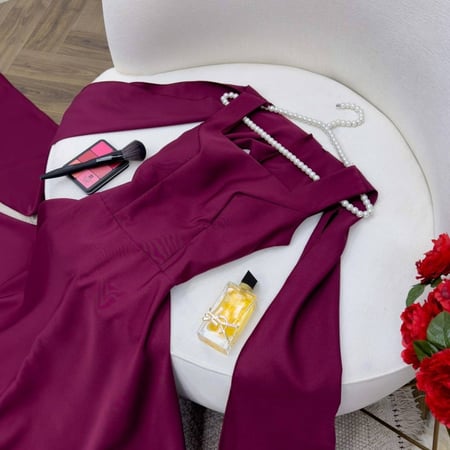 فستان عنابي