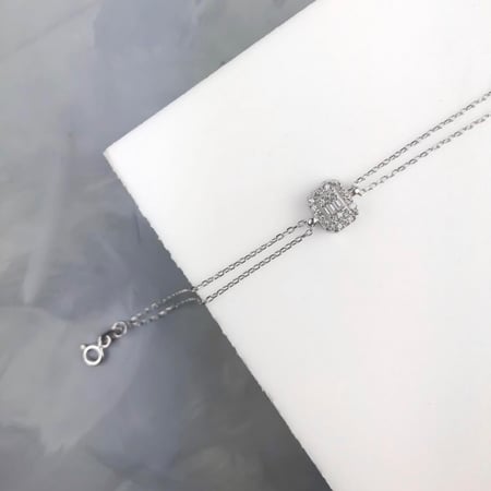 اسوارة فضة مرصعة بالزيركون