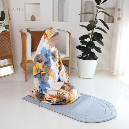 طقم صلاة تُقى - اوف وايت