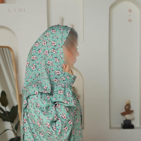 شرشف صلاة مشجر  تفاحي