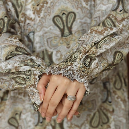 شرشف صلاة مشجر بني