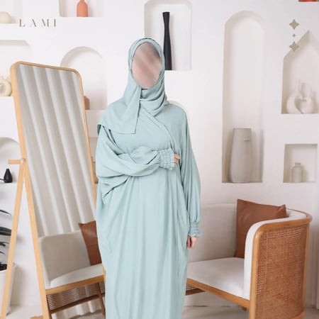 طقم صلاة همس الأزهار