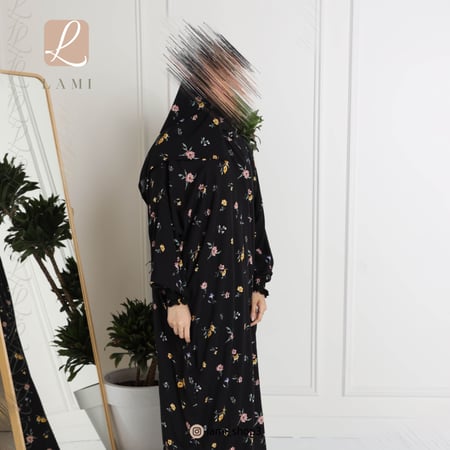 شرشف صلاة مشجر اسود