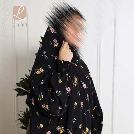 شرشف صلاة مشجر اسود