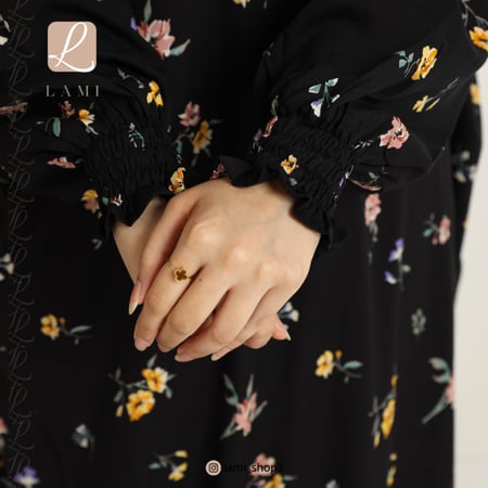 شرشف صلاة مشجر اسود