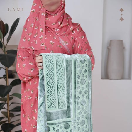 طقم صلاة زهرة الياسمين طوبي