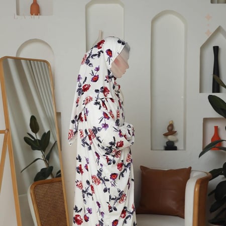 شرشف صلاة مشجر ابيض