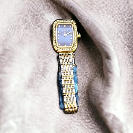 ساعات لارا السعودية نسائي