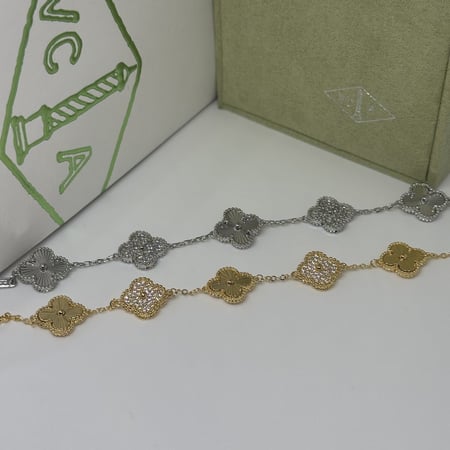 سوار فان كليف مرصع بفصوص اللامع