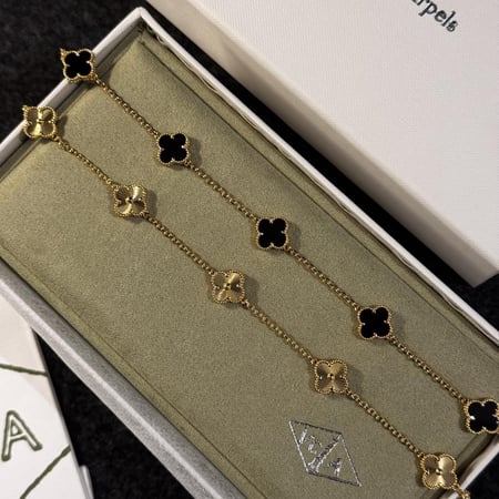 سوار فان كليف وردات وسط