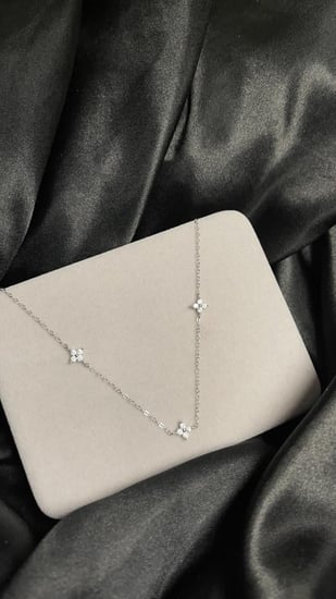 سلسال الوردة الناعمة