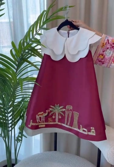 فستان اليوم الوطني القطري