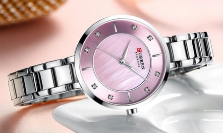 ساعة نسائية انيقة ماركة CURREN موديل 9051