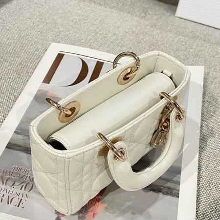 شنطة ديور Lady D-Joy Micro Bag مقاس 16cm