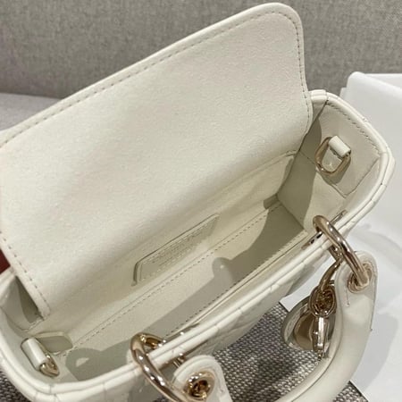 شنطة ديور Lady D-Joy Micro Bag مقاس 16cm