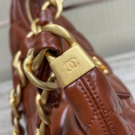 شنطة شانيل 24A