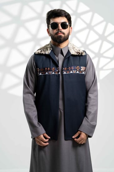 سديري قماش خلية كحلي بياقة فرو ايطالي