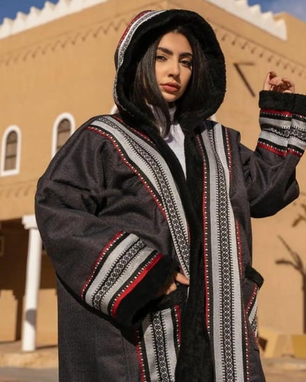 فروة شتوية سدو لون اسود