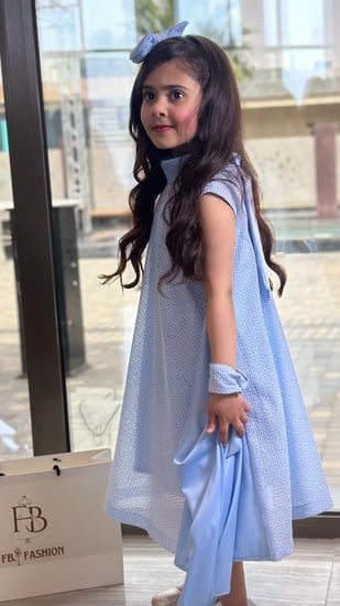 فستان  اطفال باللون السماوي قماش شبك