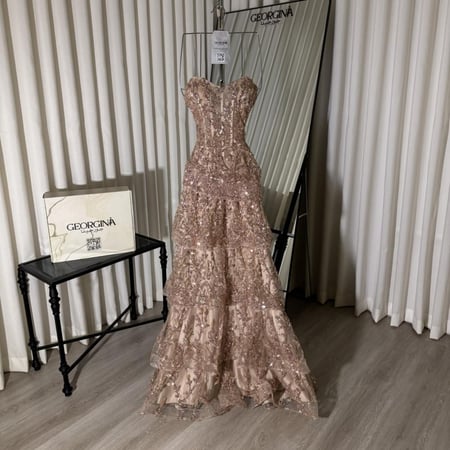 فستان سهرة بيج طويل كمبيوتر طبقات