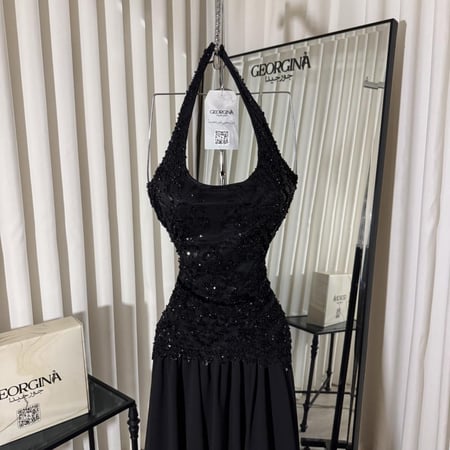 فستان فرداس الاسود