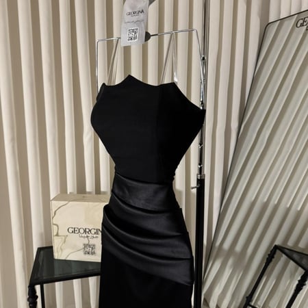 فستان سهرة اسود طويل باربي تفتة لمعة