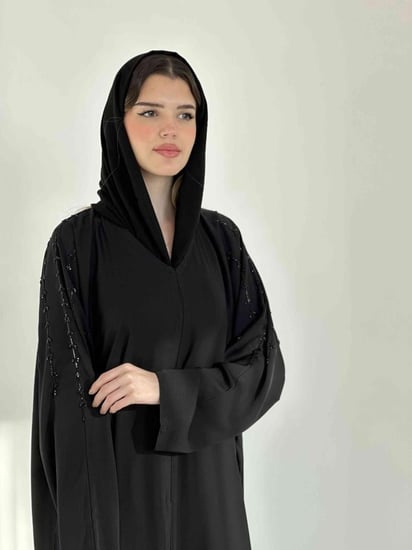 عباية ربع كلوش تطريز من الكتف 7003