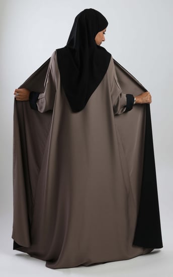عباية دبل فيس باللونين الأسود والبني 5052