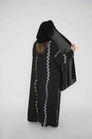 عباية سوداء لينين مطرزة تطريز كمبيوتر6042